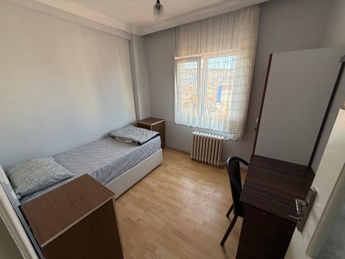 4.kat 405 numaralı 1 kişilik oda